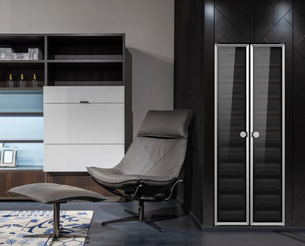 設(shè)備中心拼接案例分享，來看“強”與“弱”的和諧共處。